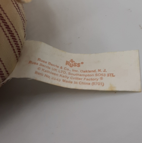 Vintage Russ Berrie & Co The Country Folks DARLA Duck Fabric Straw & Resin 5" - Picture 8 of 8